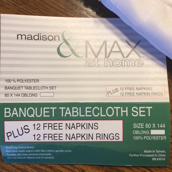 Tablecloth Set - Picture 5 of 5